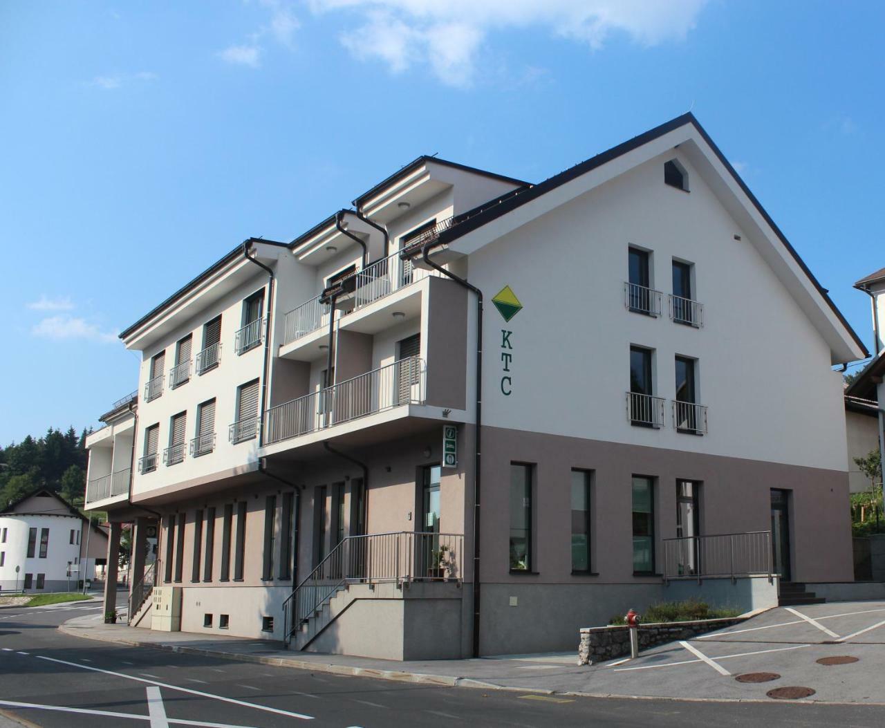 Hotel Oskar Hrib-Loski Potok 外观 照片